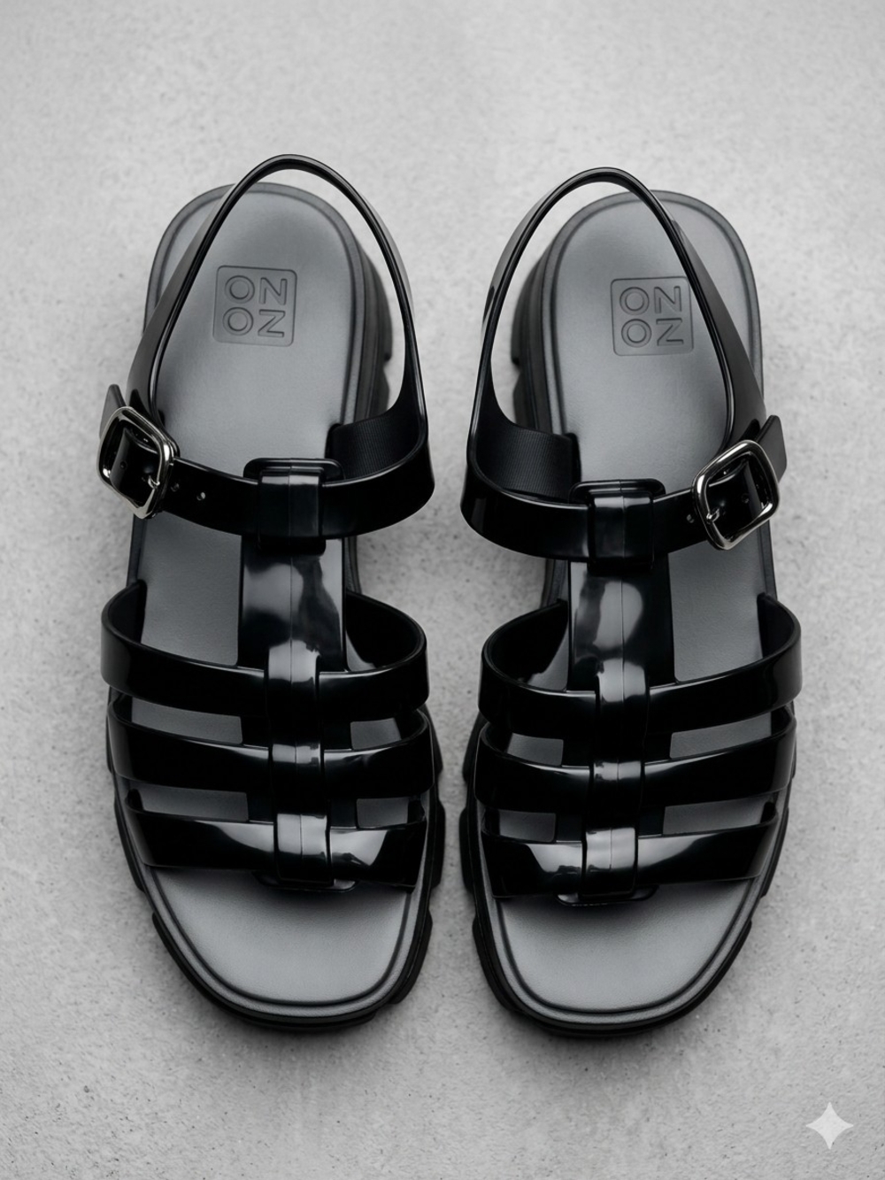 Black Women's Strappy Jelly Sandals Sz 7